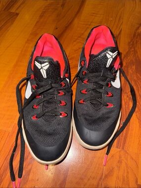 Nike Kobe low laser crimson